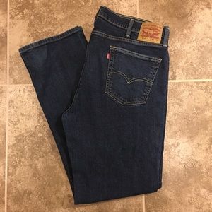 Like NEW Mens Levi’s 514 Dark Jeans. Size 40x34.